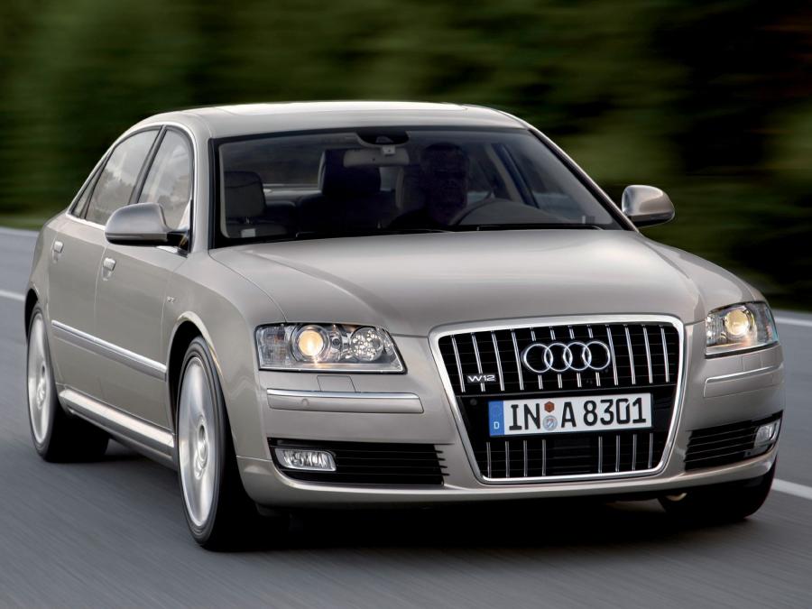  Audi A8 L W12 Quattro (D3) 2008 года  (фото 12 из 20)